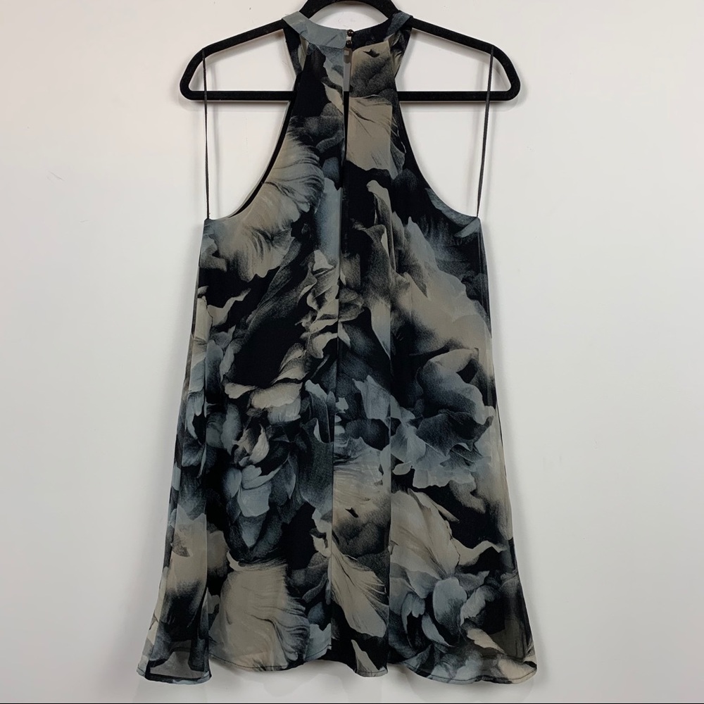 ASTR the Label High Neck Shift Dress Black Multi - Picture 3 of 7